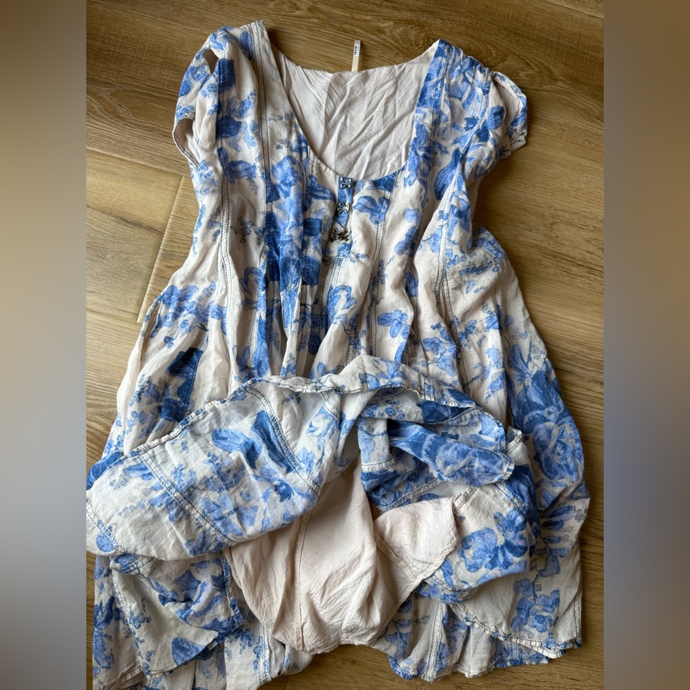 Free People Blue Floral Print Tunic Dress
NWOT